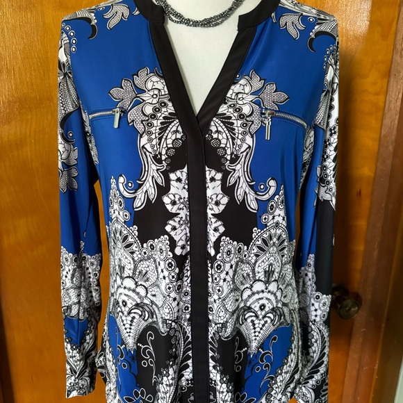 INC zip pocket top Medium international concepts  - Picture 4 of 9